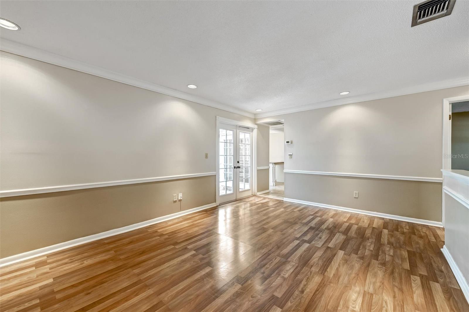 Image 14 of 32 For 2833 Orange Tree Circle N C