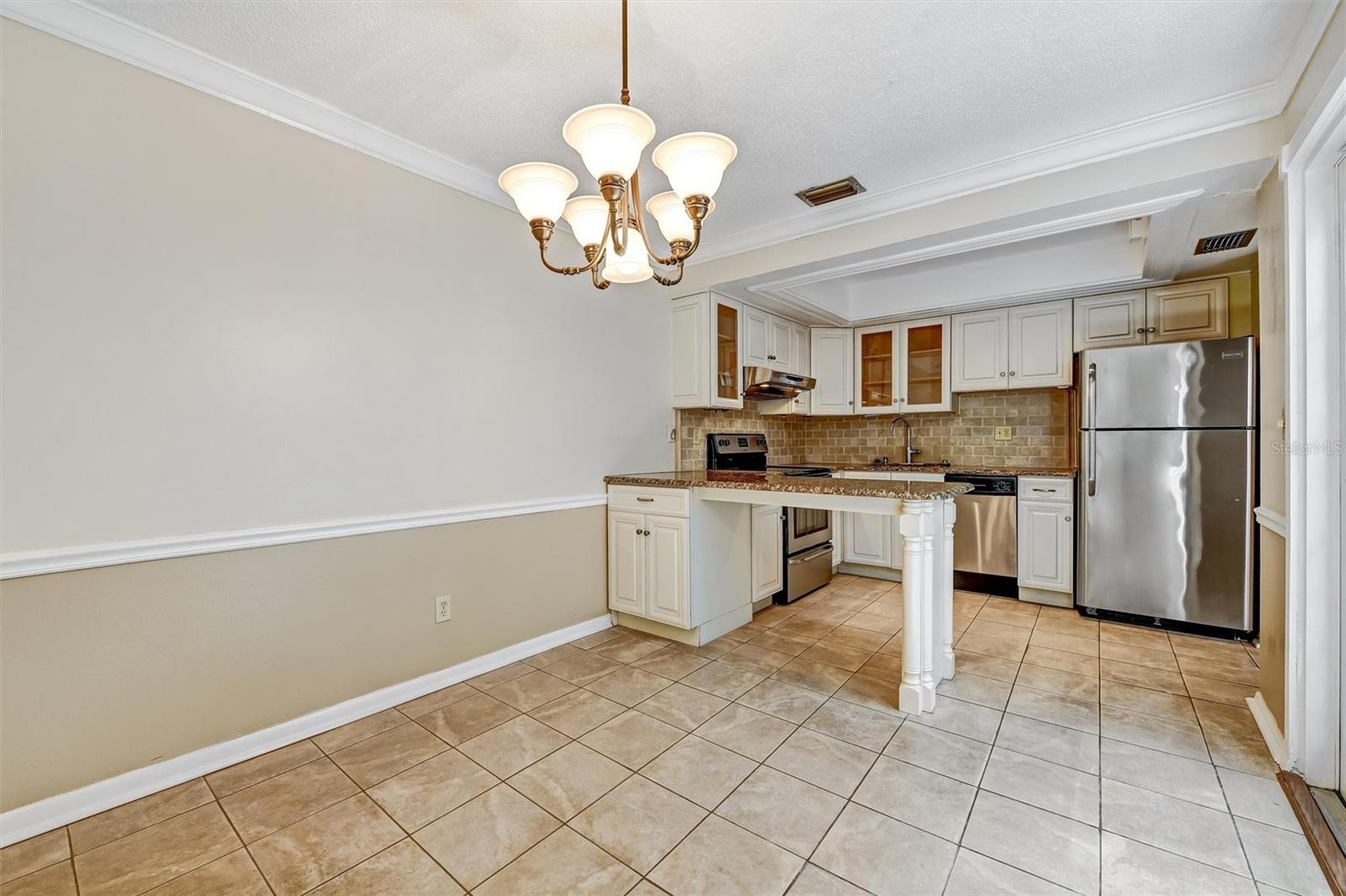 Image 8 of 32 For 2833 Orange Tree Circle N C