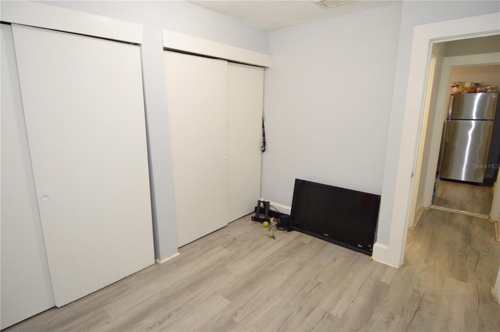 Image 34 of 53 For 2351 25th Avenue S