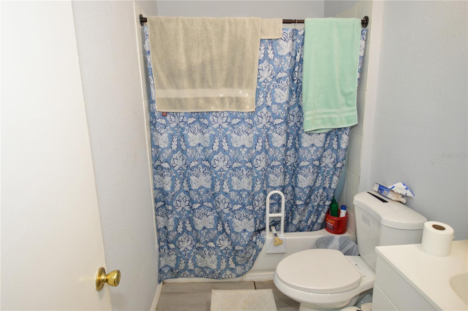 Image 39 of 53 For 2351 25th Avenue S