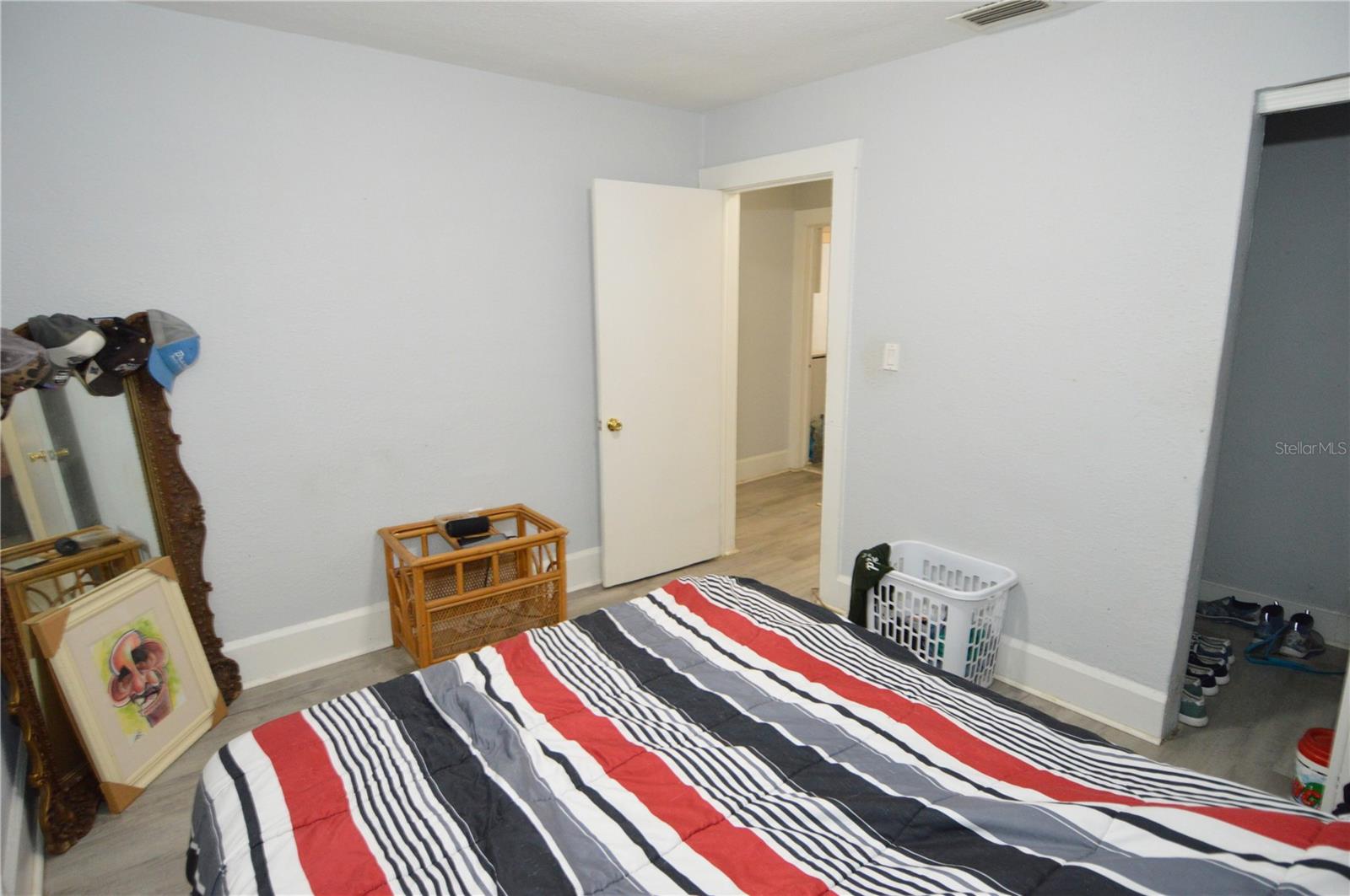 Image 43 of 53 For 2351 25th Avenue S