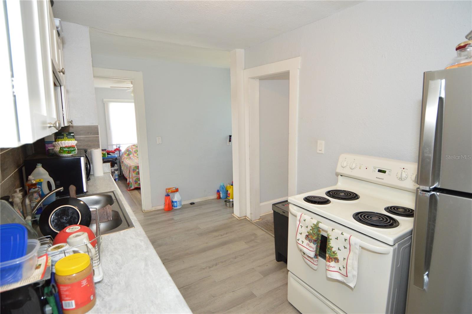 Image 5 of 53 For 2351 25th Avenue S