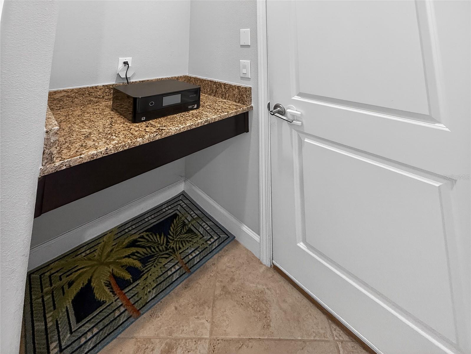 Image 27 of 39 For 16818 Scuba Crest Street