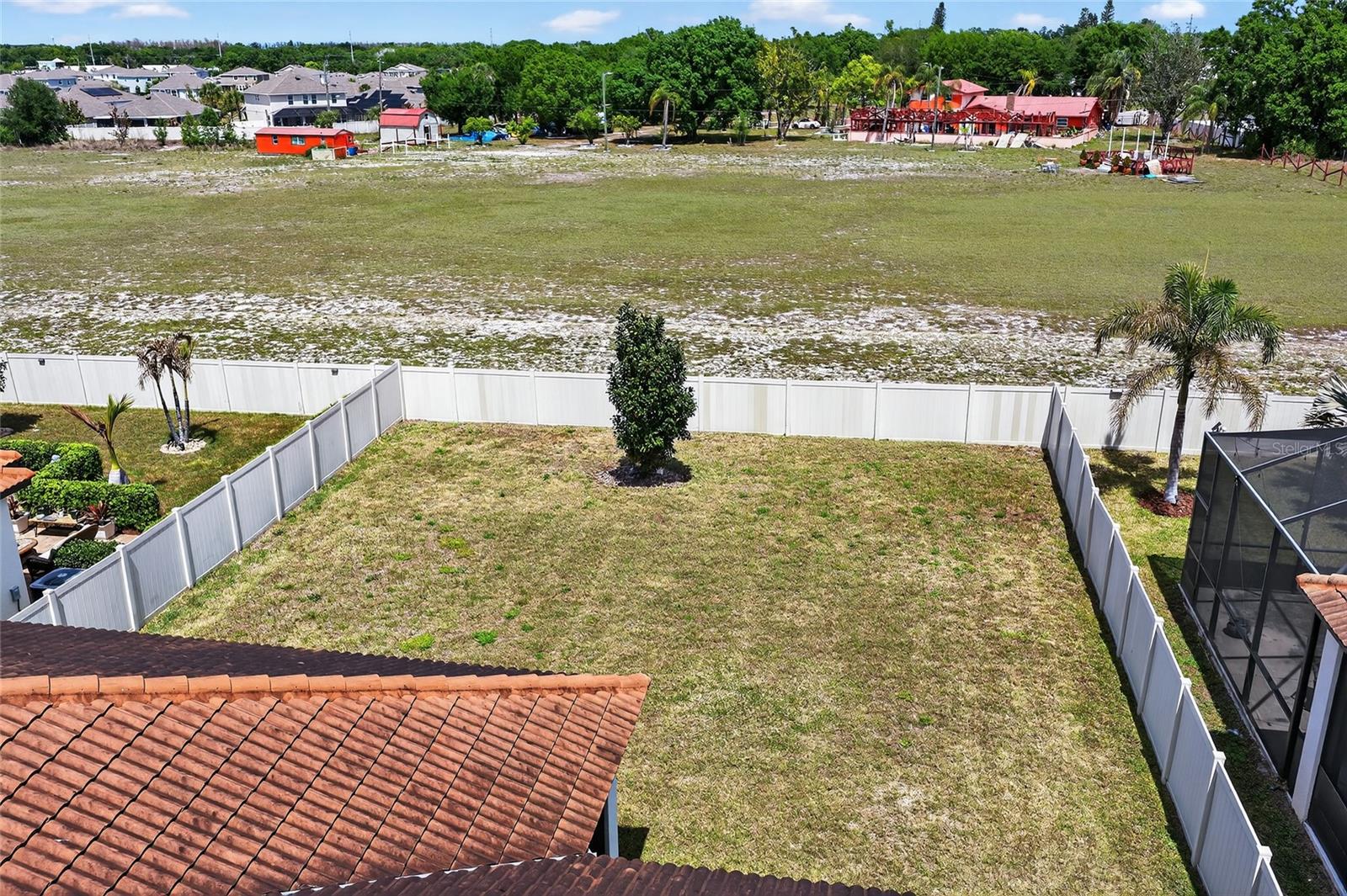 Image 34 of 39 For 16818 Scuba Crest Street