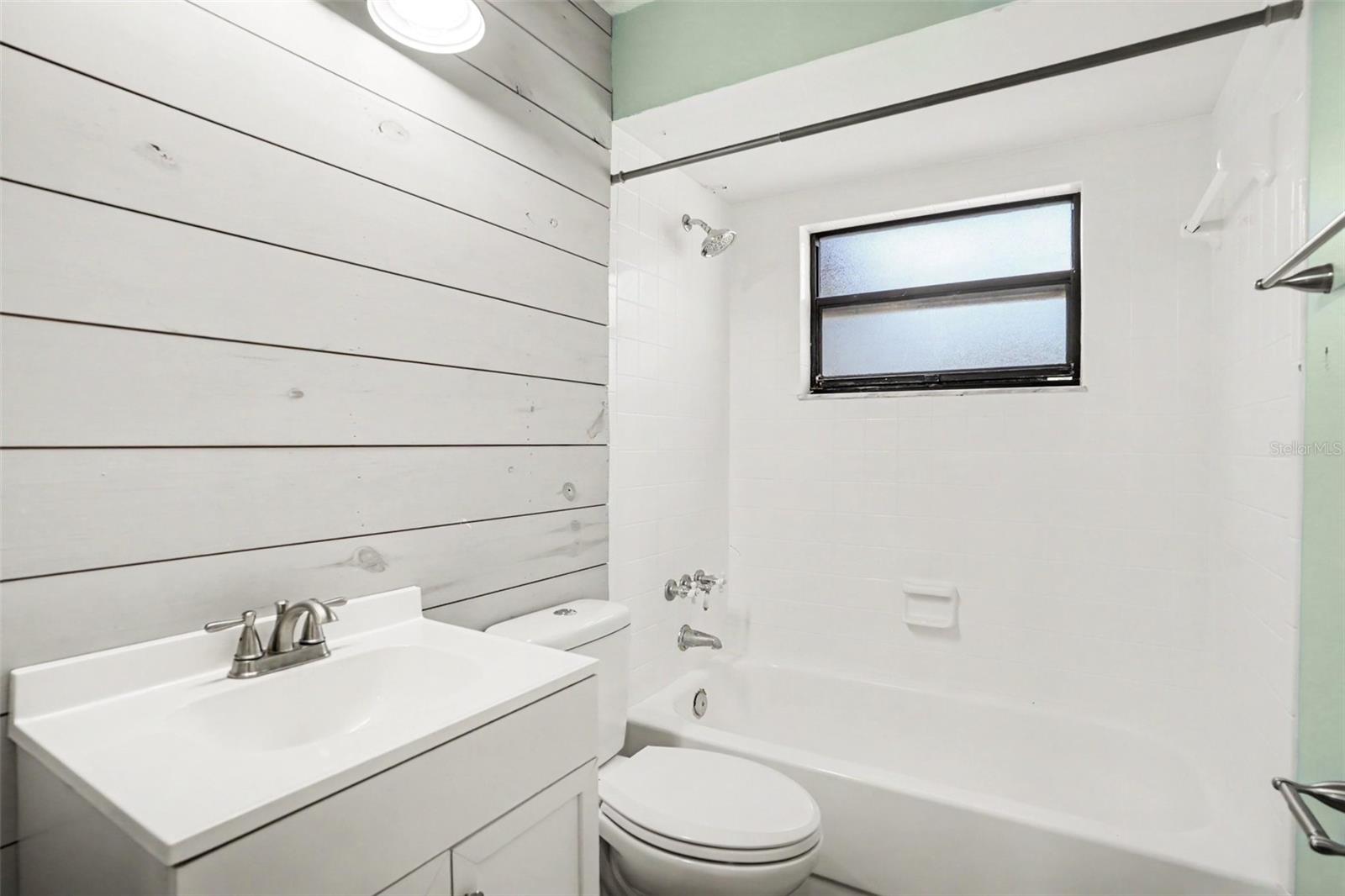 Image 25 of 34 For 2726 Blossom Lake Drive