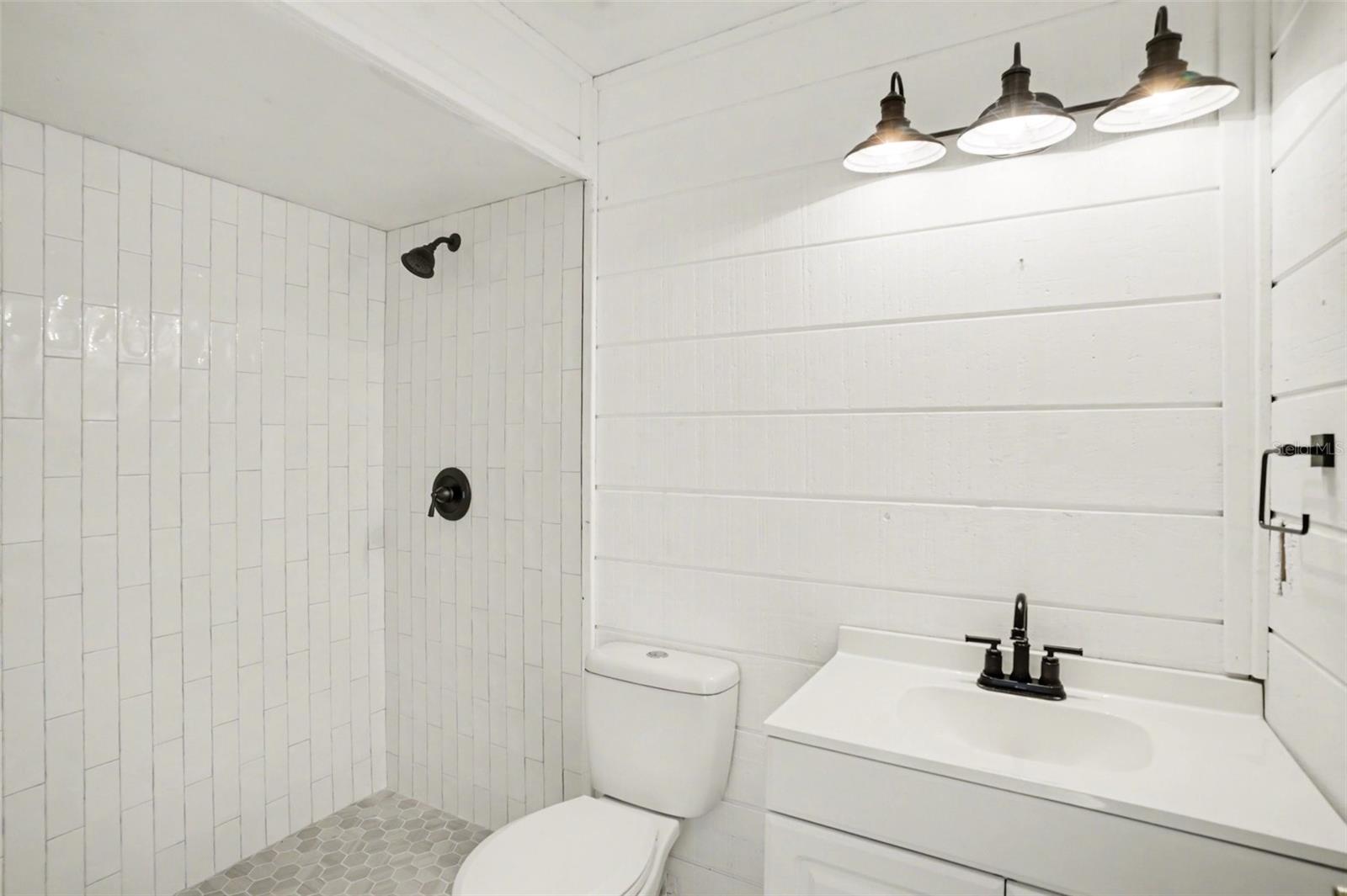 Image 26 of 34 For 2726 Blossom Lake Drive