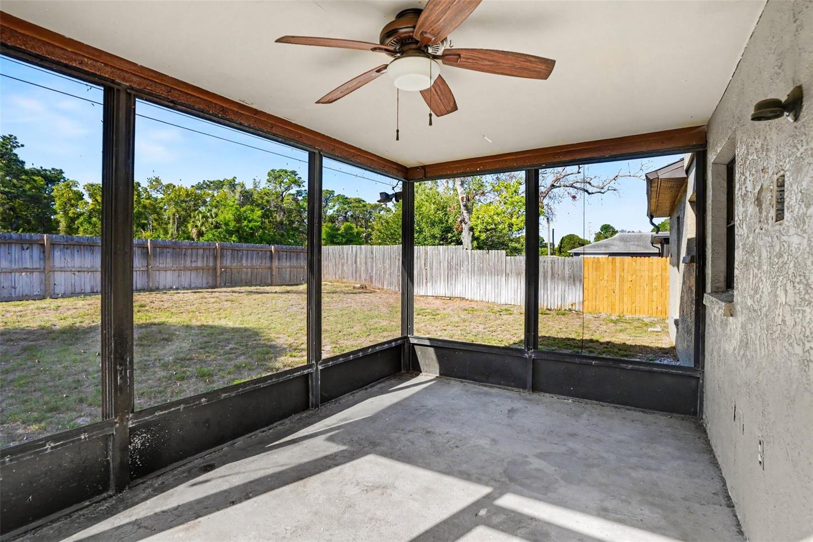 Image 30 of 34 For 2726 Blossom Lake Drive