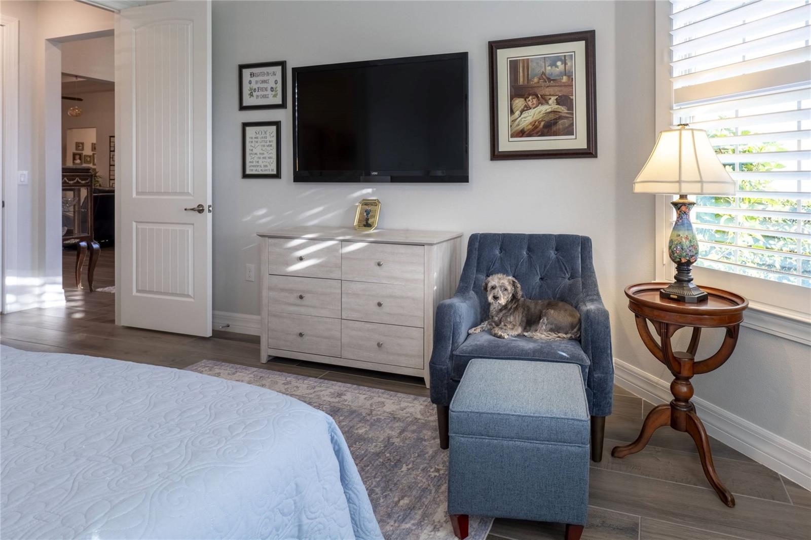 Listing photo id 17 for 19267 Ship Wheel Way