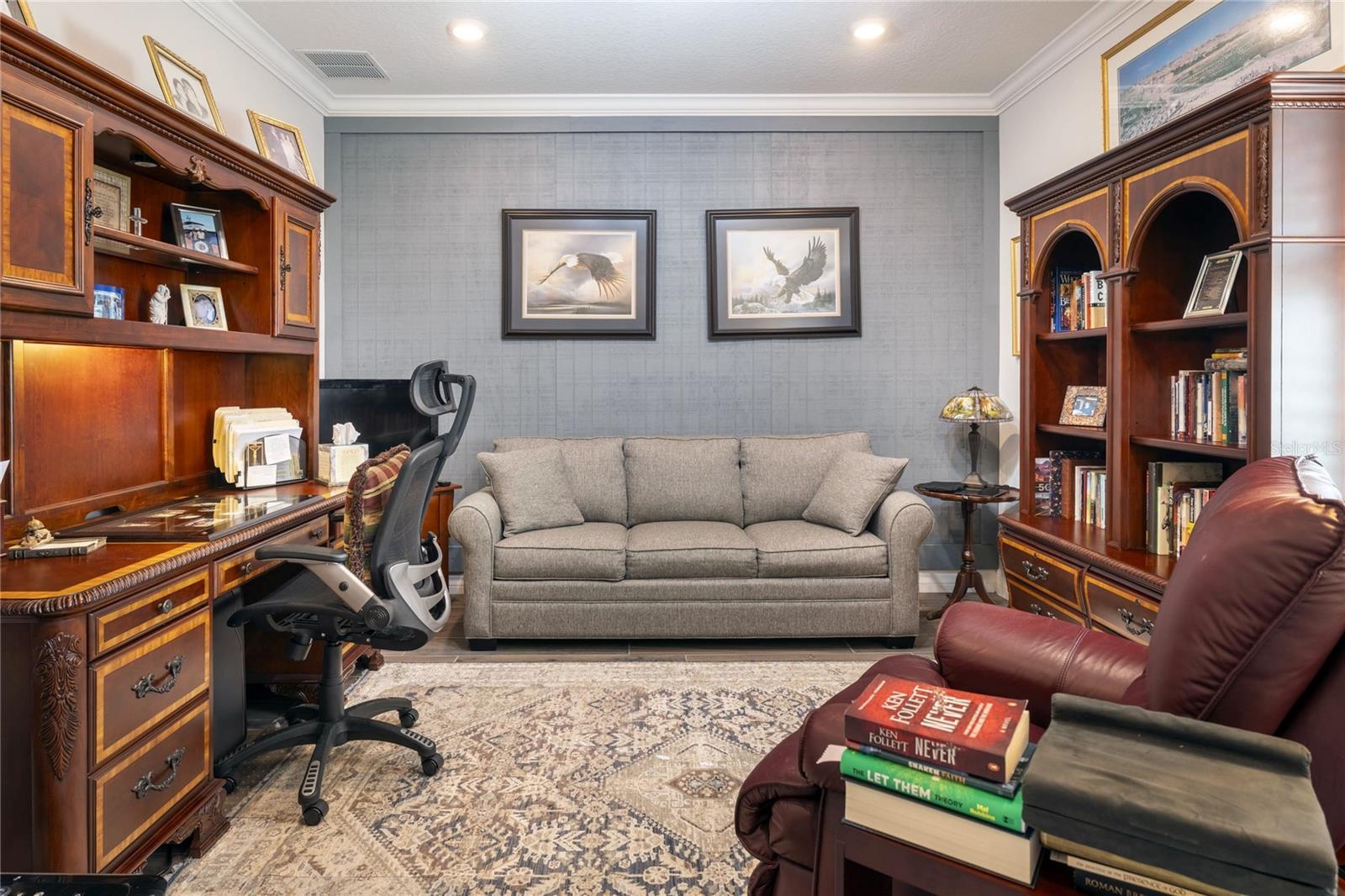 Listing photo id 0 for 19267 Ship Wheel Way