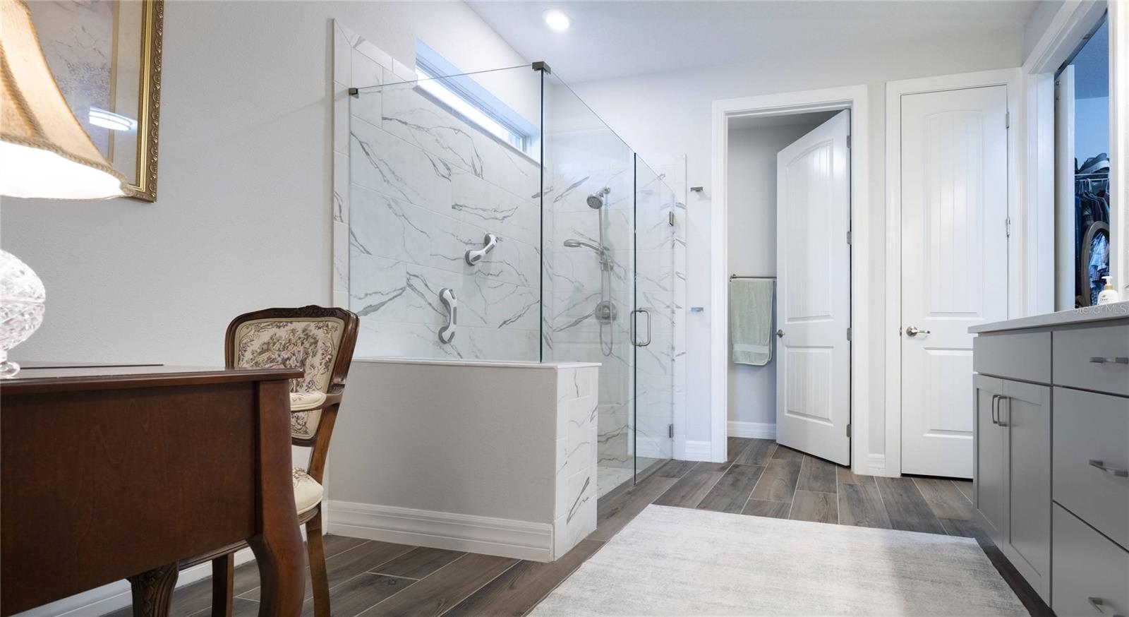 Listing photo id 18 for 19267 Ship Wheel Way