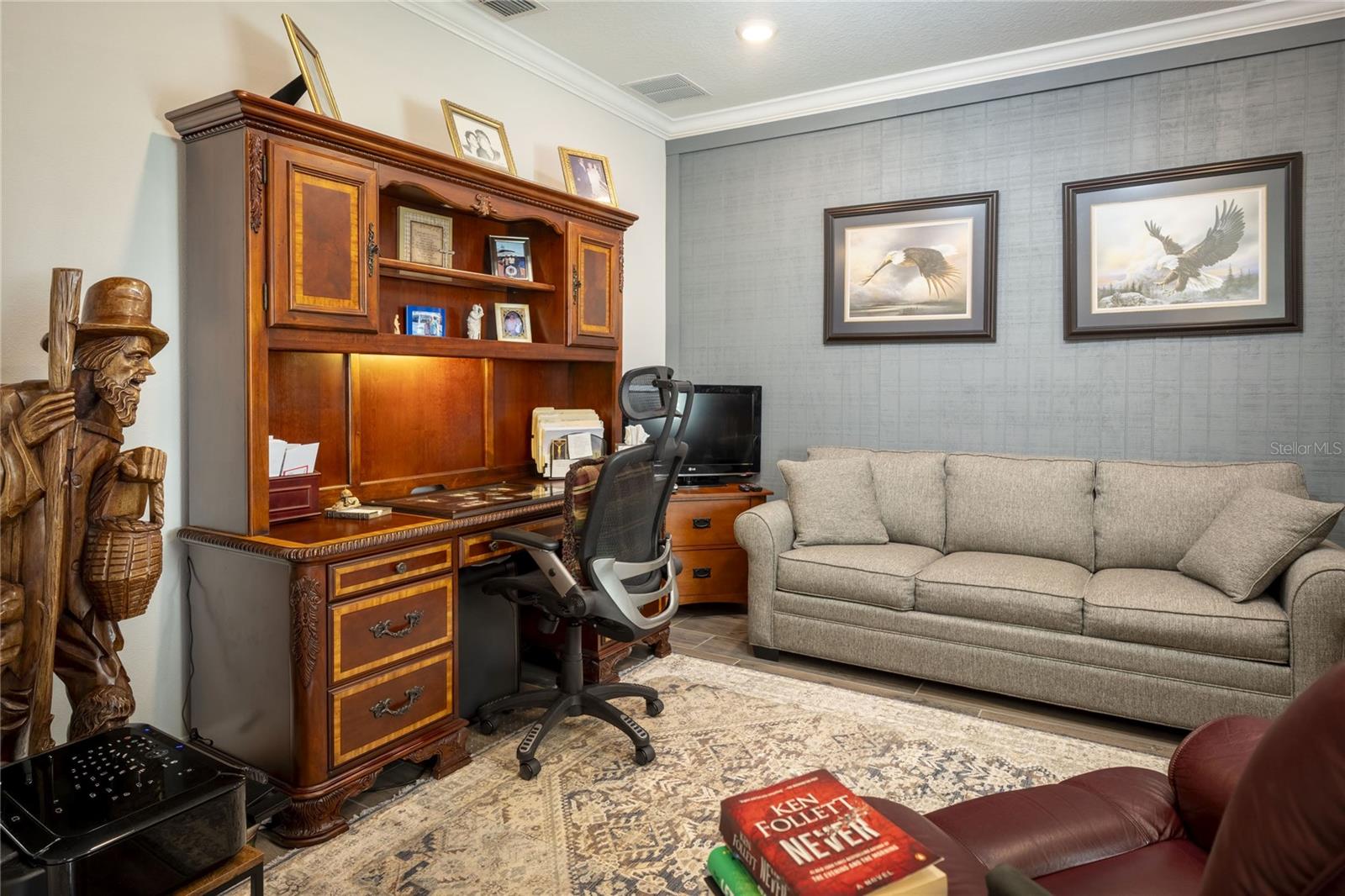 Listing photo id 1 for 19267 Ship Wheel Way