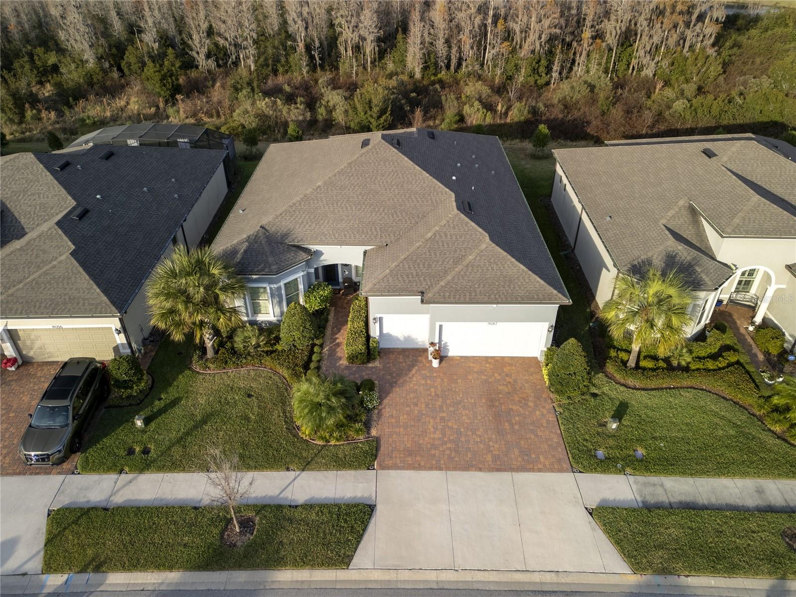 Listing photo id 35 for 19267 Ship Wheel Way