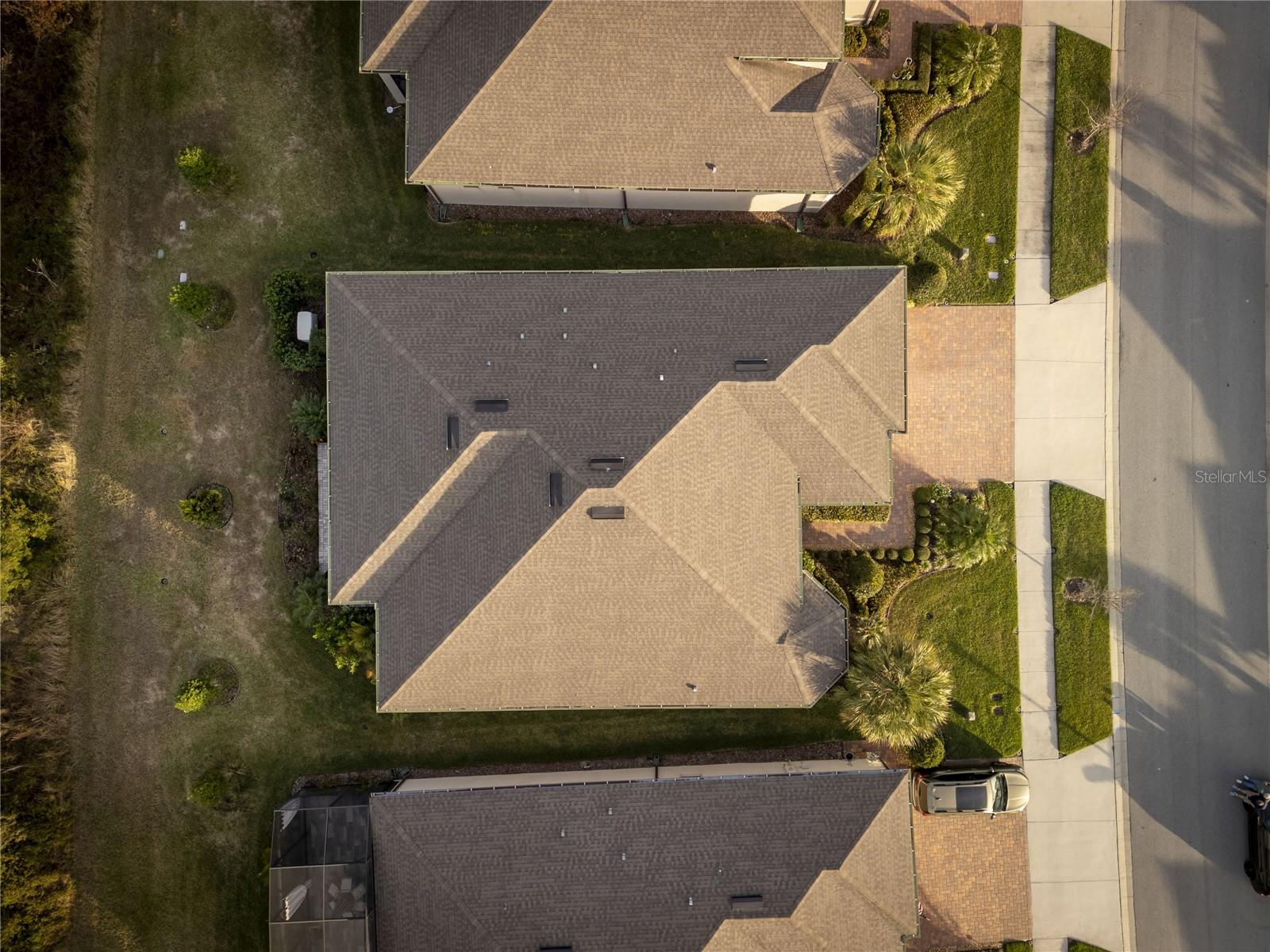 Listing photo id 36 for 19267 Ship Wheel Way