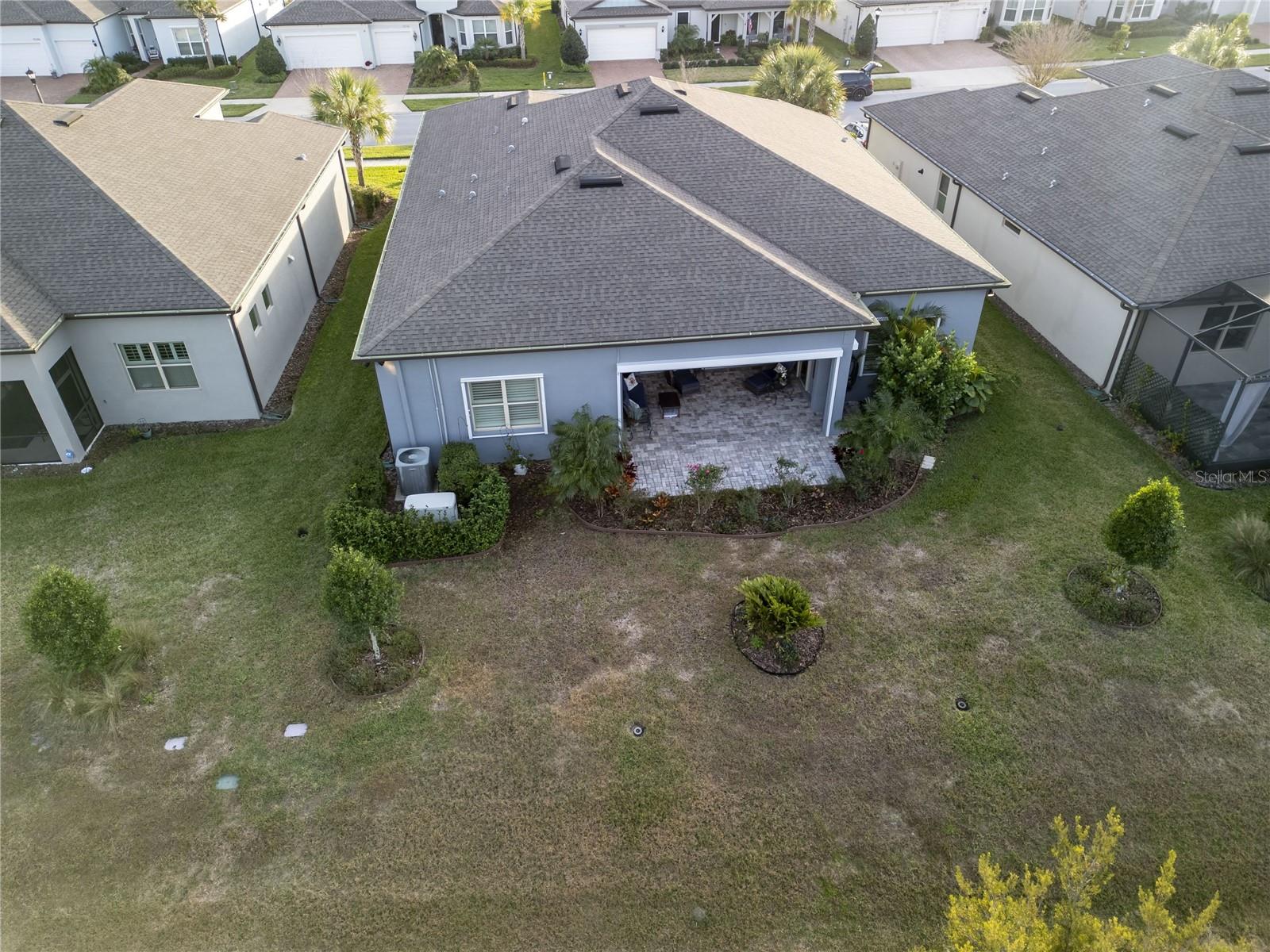 Listing photo id 37 for 19267 Ship Wheel Way