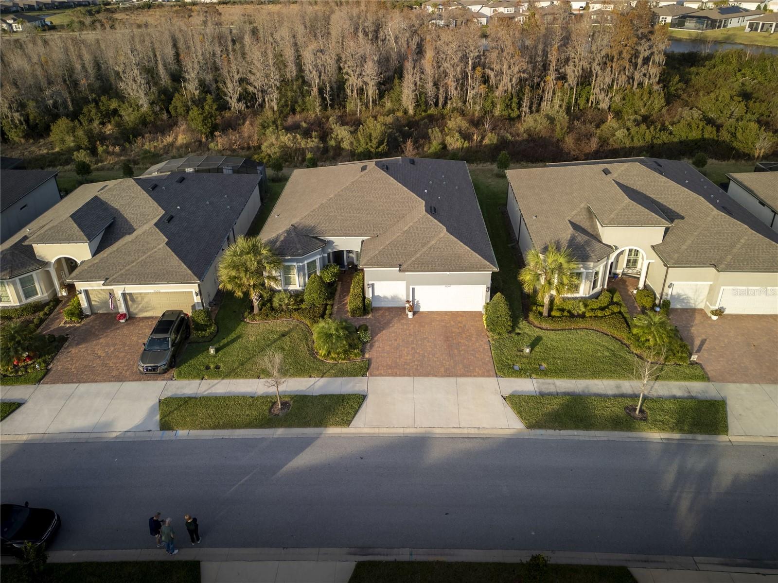 Listing photo id 44 for 19267 Ship Wheel Way