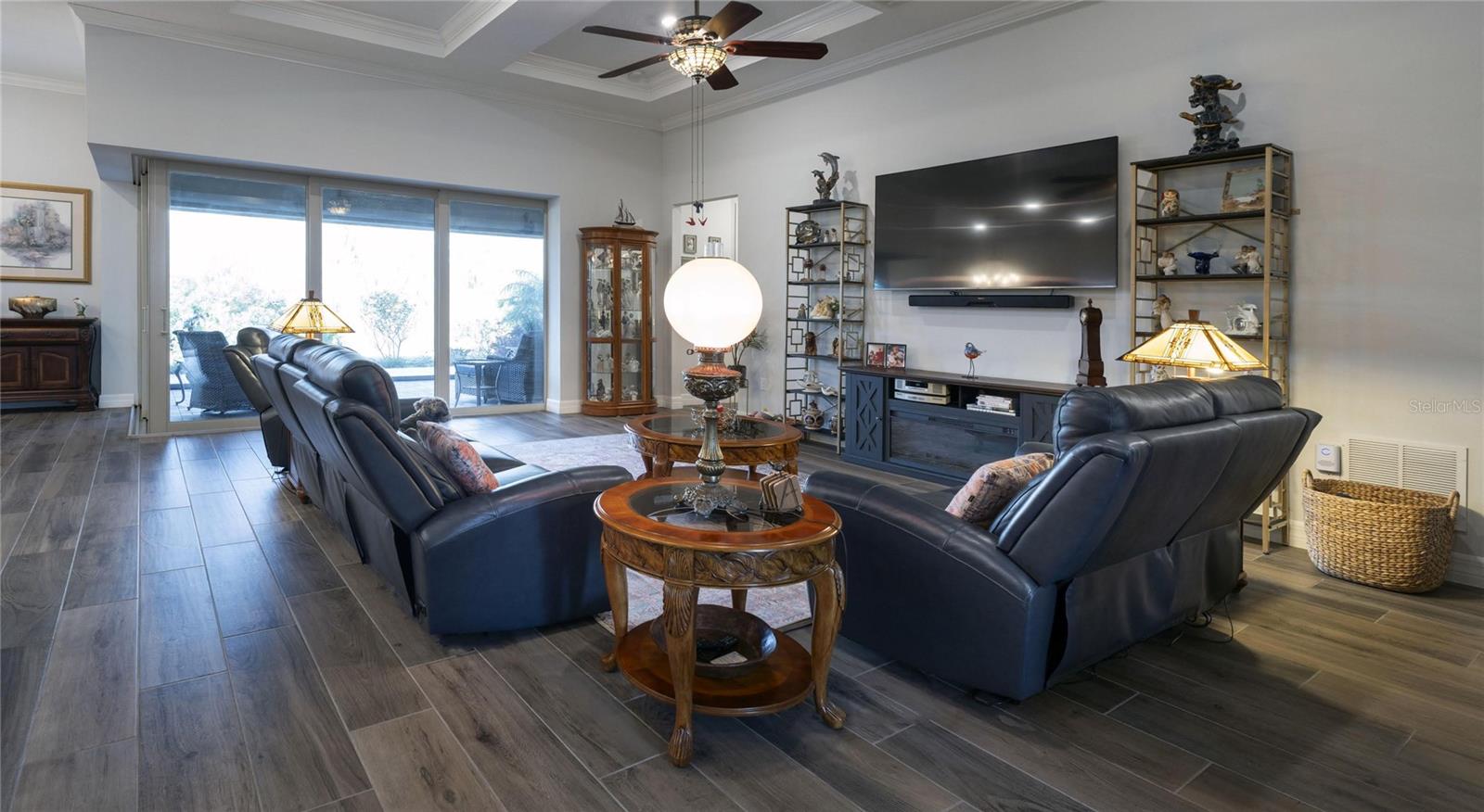 Listing photo id 3 for 19267 Ship Wheel Way