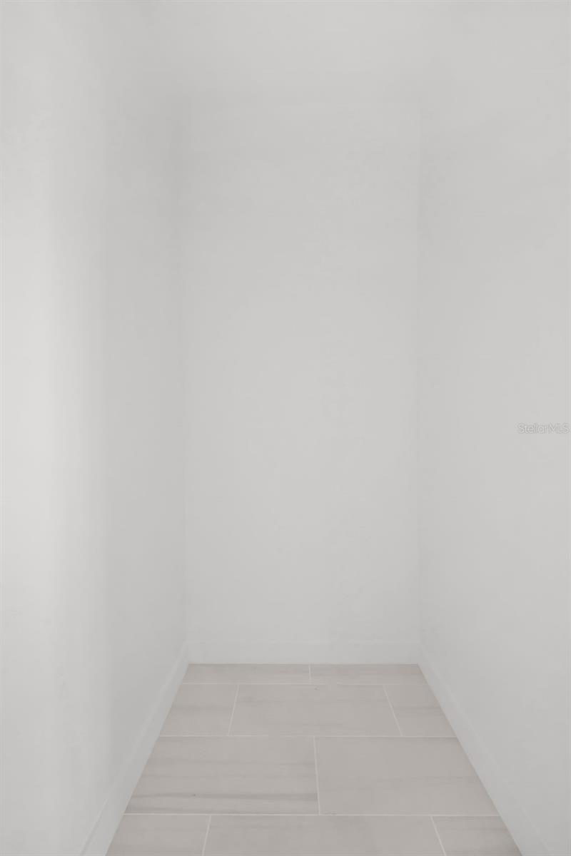 Image 49 of 80 For 400 Central Avenue 3606