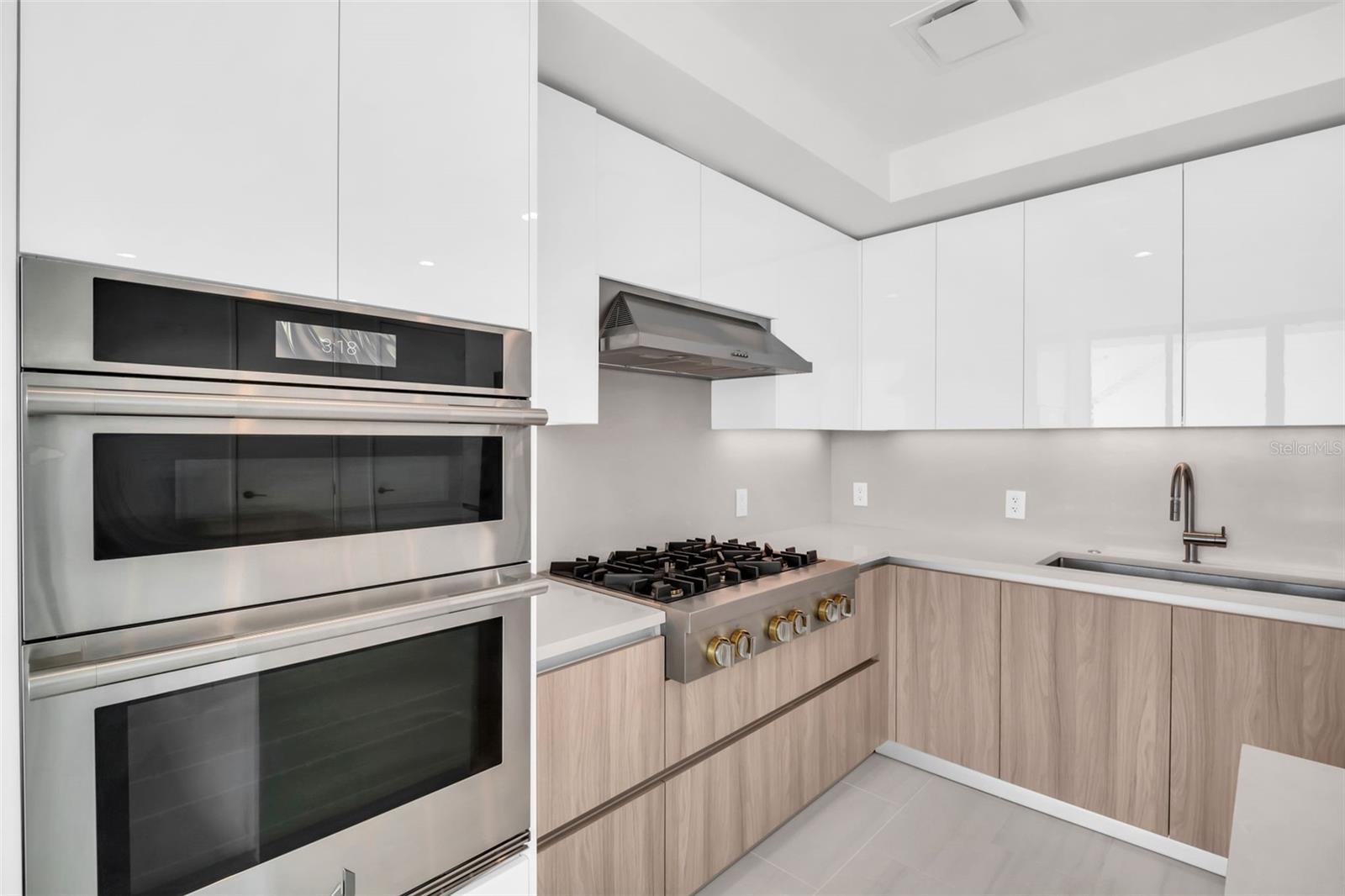 Image 8 of 80 For 400 Central Avenue 3606