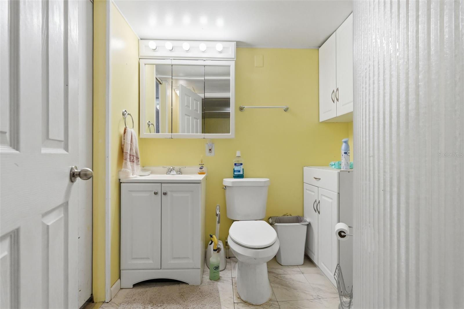 Image 11 of 23 For 104 52nd Avenue Plaza W