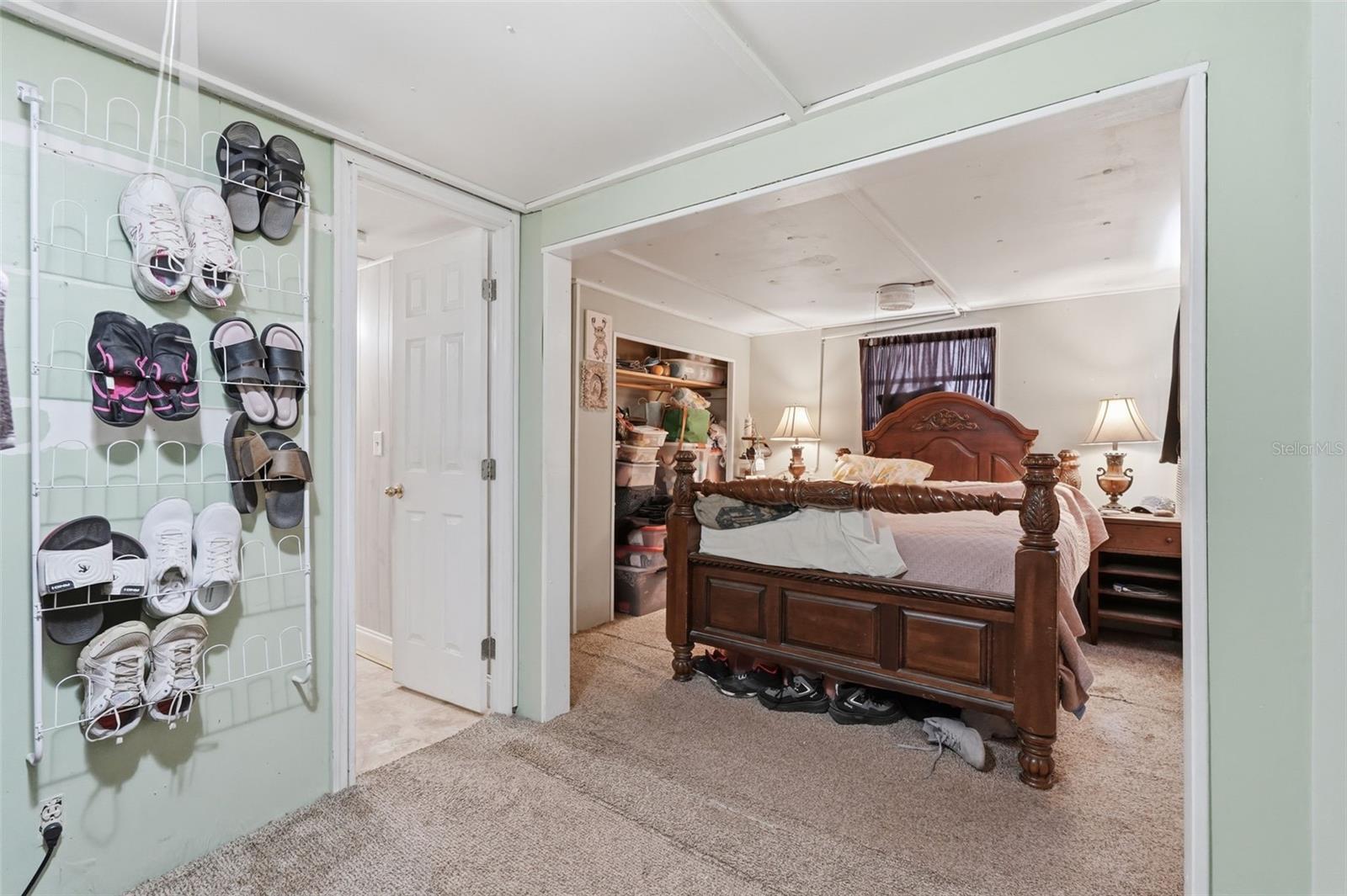 Image 5 of 23 For 104 52nd Avenue Plaza W