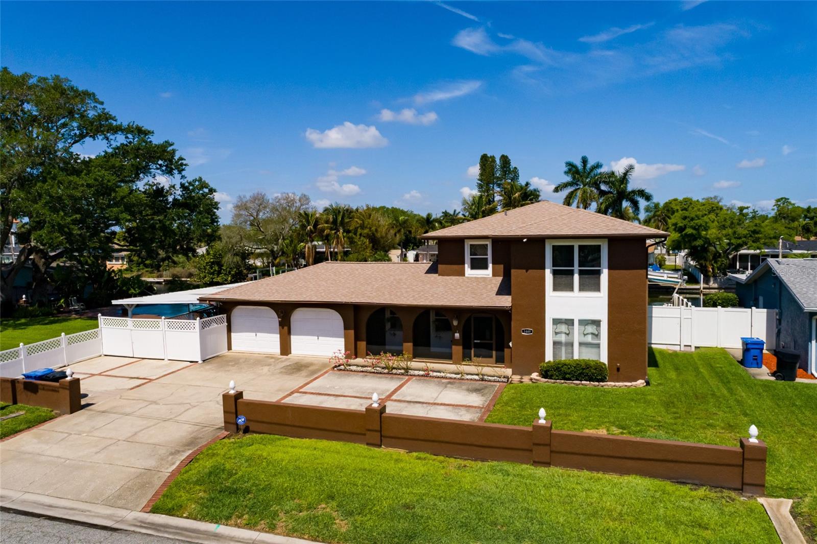 Image 2 of 72 For 1449 45th Avenue Ne