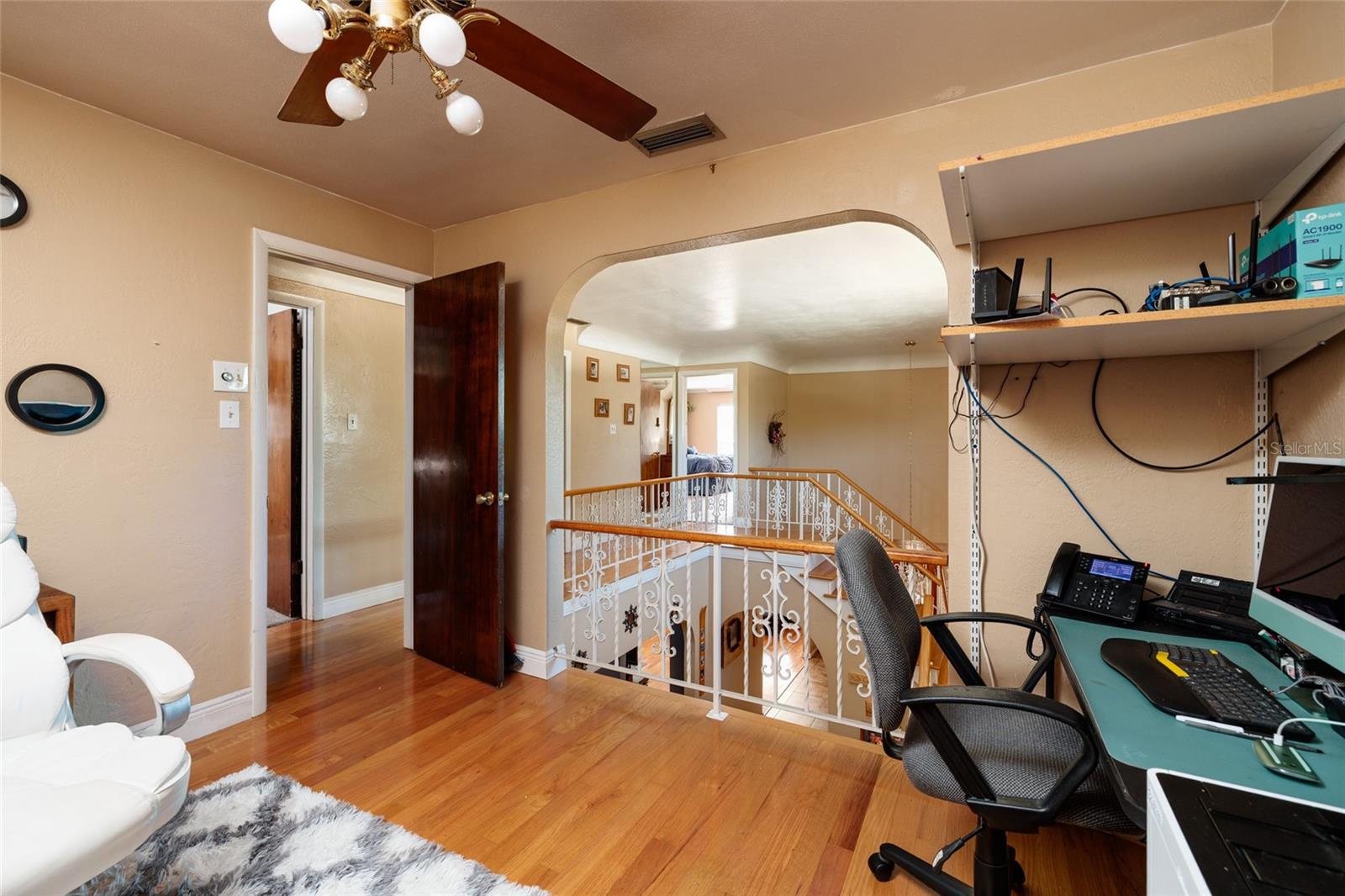 Image 28 of 72 For 1449 45th Avenue Ne