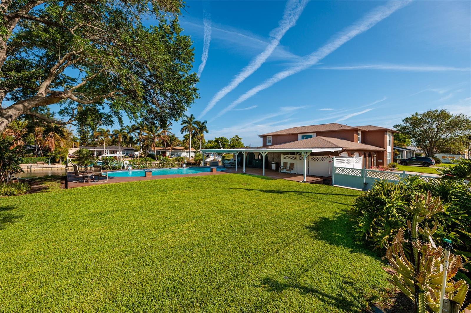 Image 4 of 72 For 1449 45th Avenue Ne