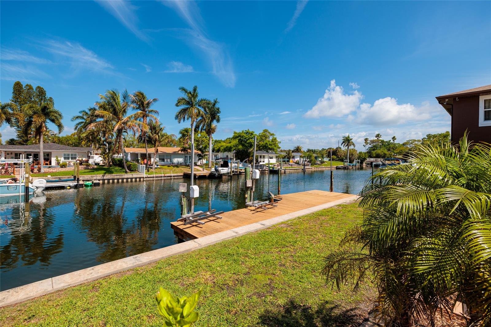 Image 44 of 72 For 1449 45th Avenue Ne