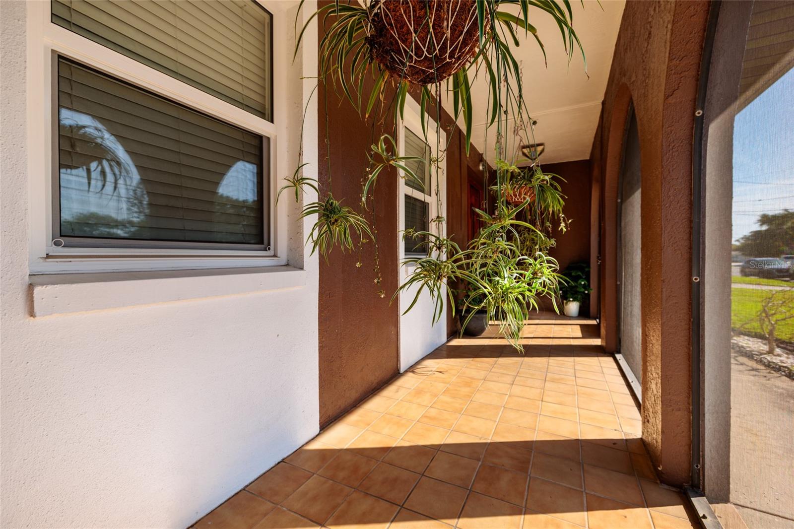 Image 9 of 72 For 1449 45th Avenue Ne