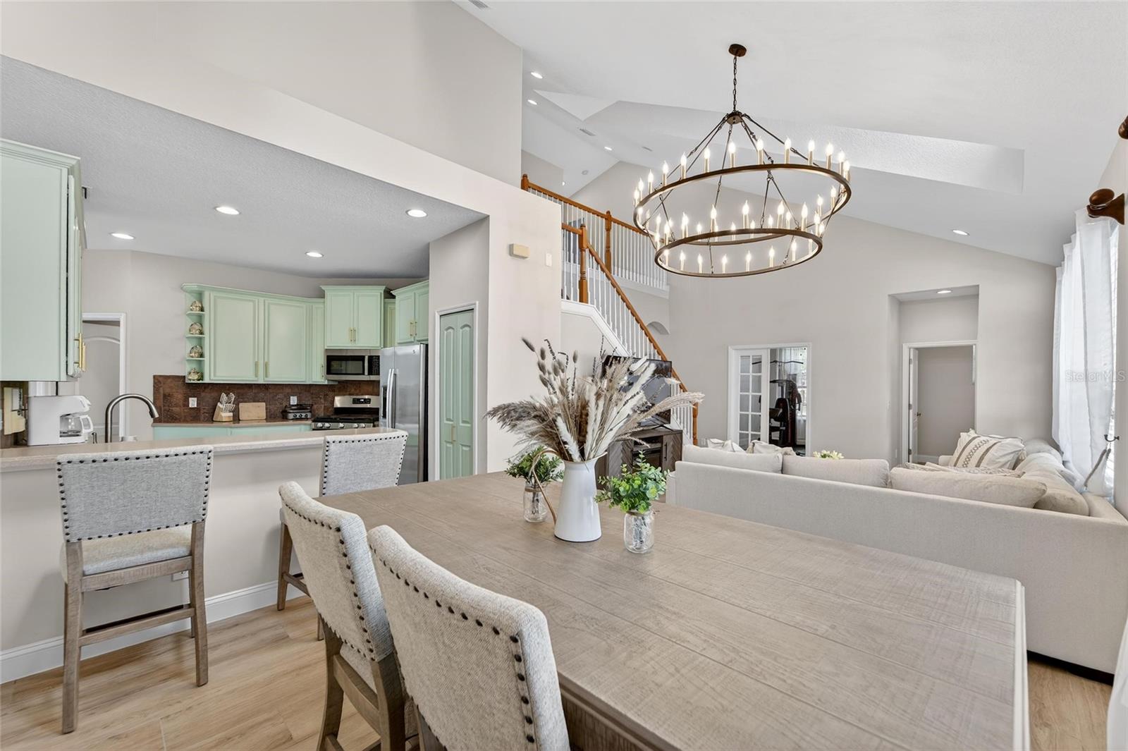 Image 11 of 63 For 20053 Heritage Point Drive