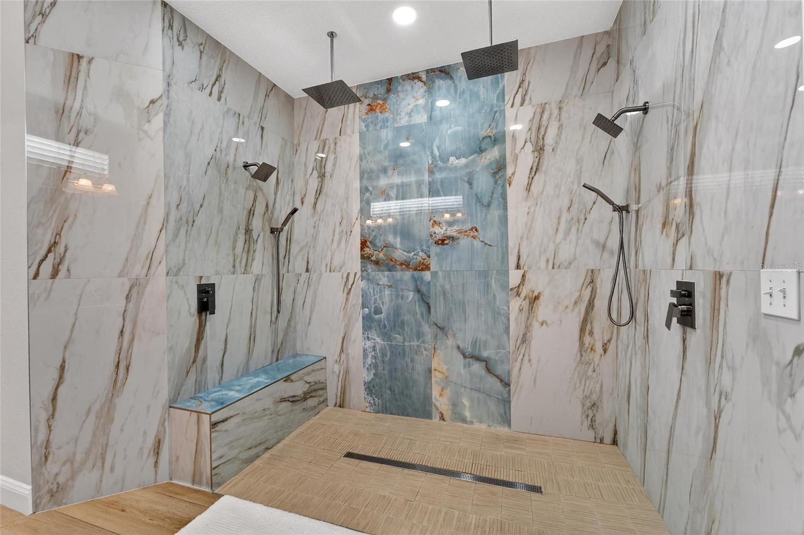 Image 21 of 63 For 20053 Heritage Point Drive