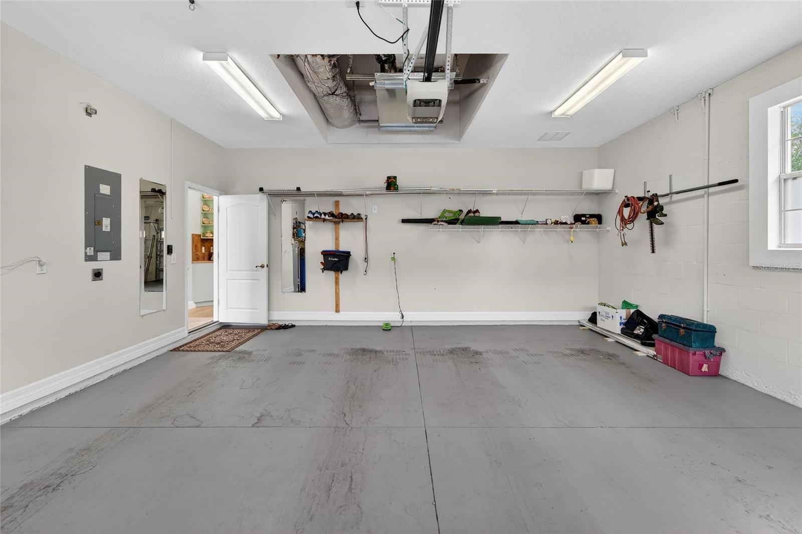 Image 43 of 63 For 20053 Heritage Point Drive