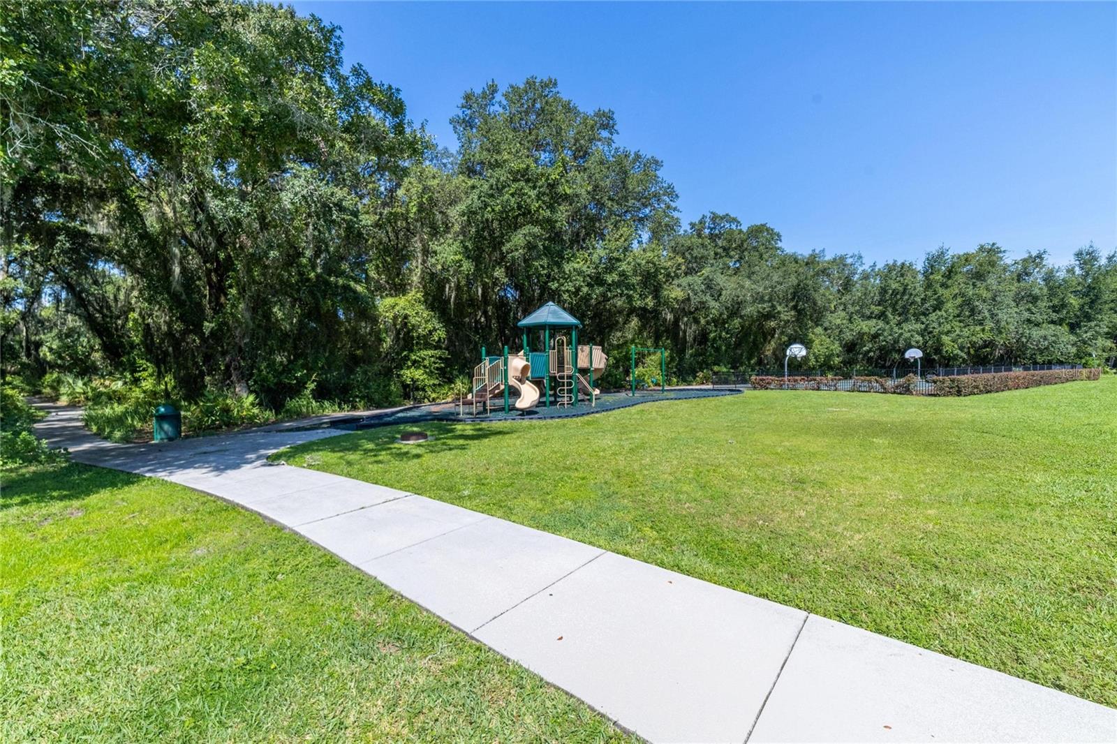 Image 62 of 63 For 20053 Heritage Point Drive