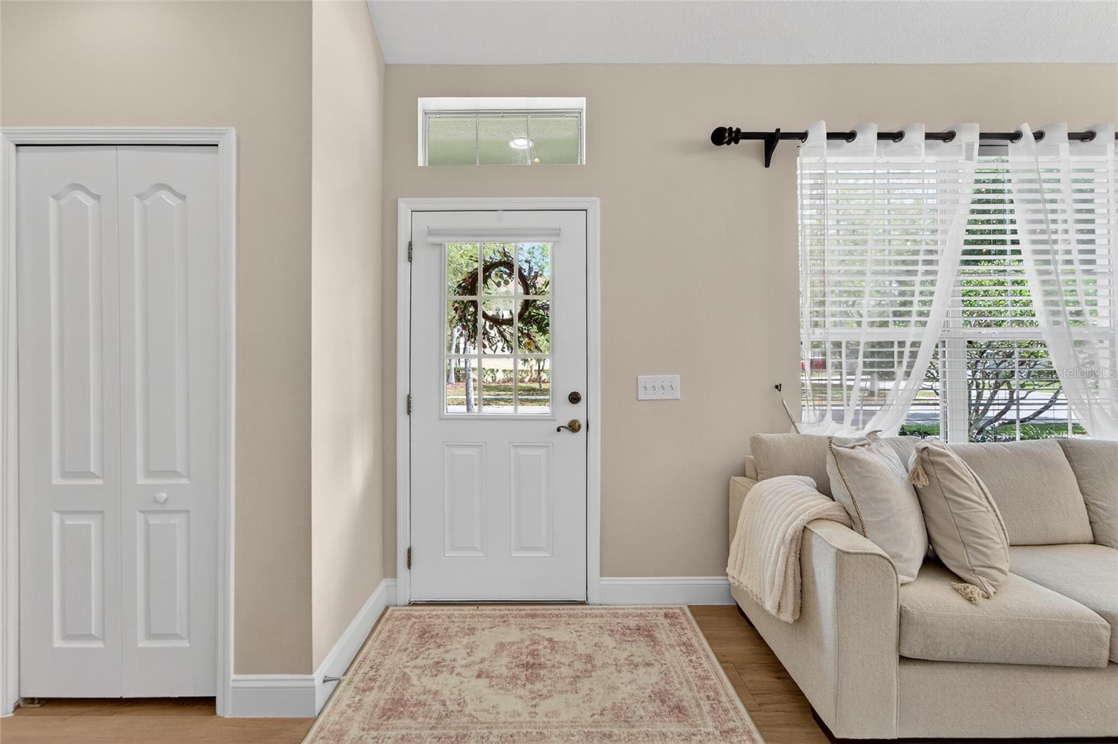 Image 7 of 63 For 20053 Heritage Point Drive