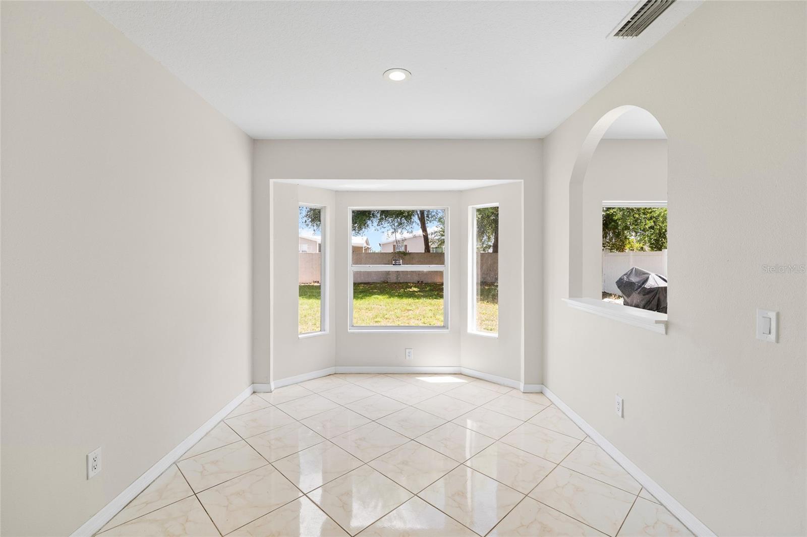 Image 11 of 40 For 8421 Quarter Horse Drive