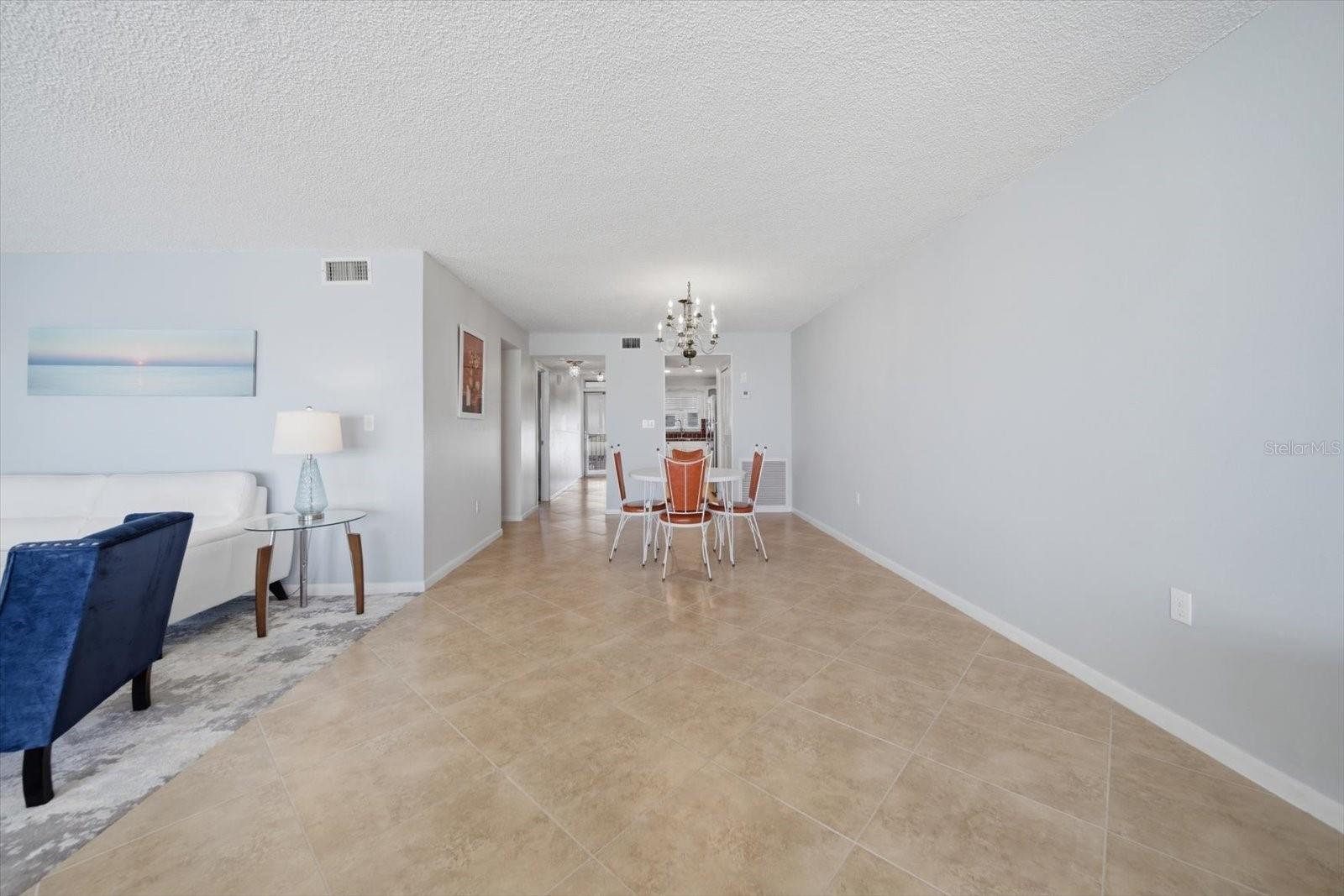 Image 14 of 39 For 5980 Shore Boulevard S 207