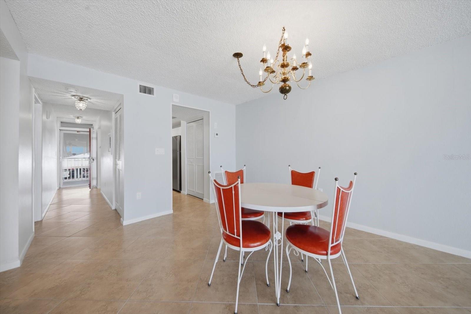 Image 15 of 39 For 5980 Shore Boulevard S 207