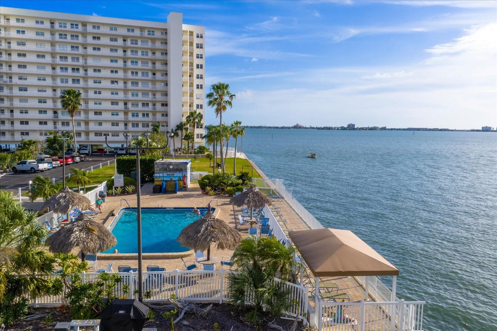 Image 33 of 39 For 5980 Shore Boulevard S 207