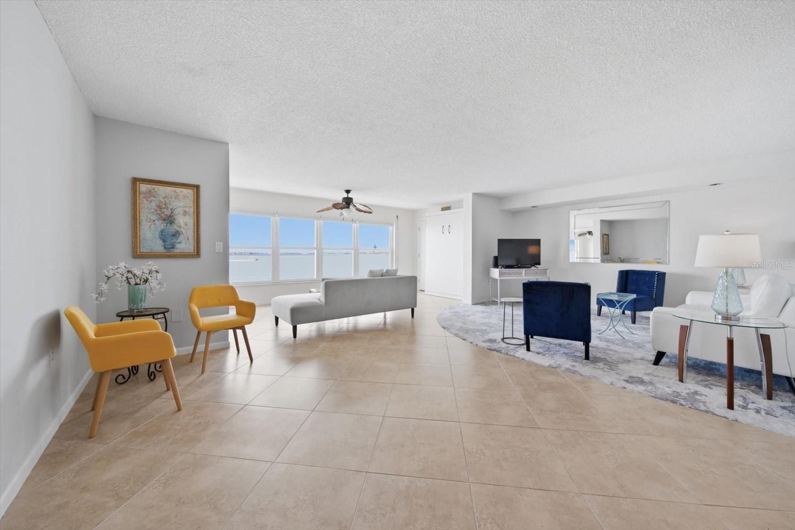 Image 9 of 39 For 5980 Shore Boulevard S 207