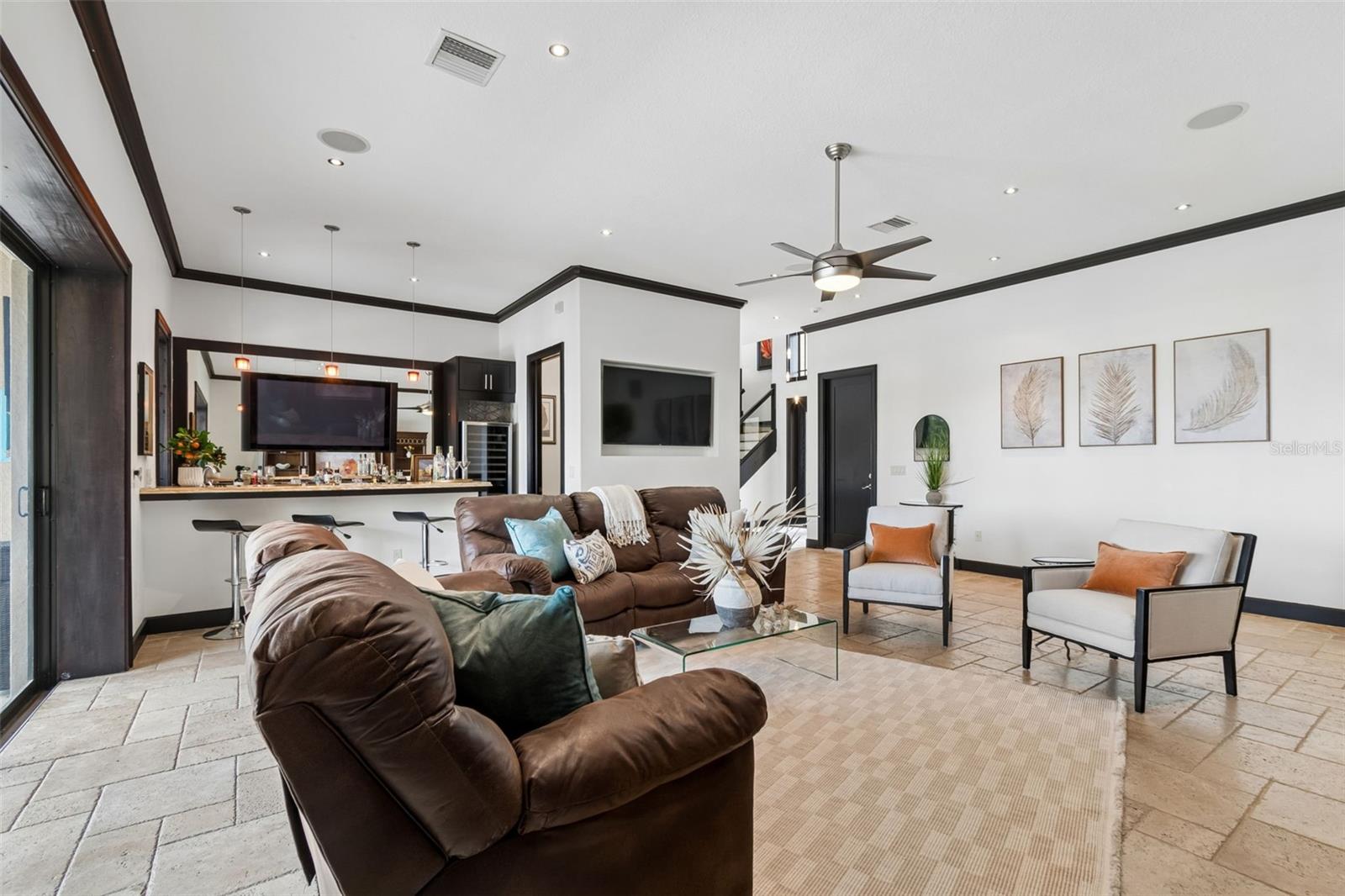 Image 15 of 67 For 108 Bayside Drive