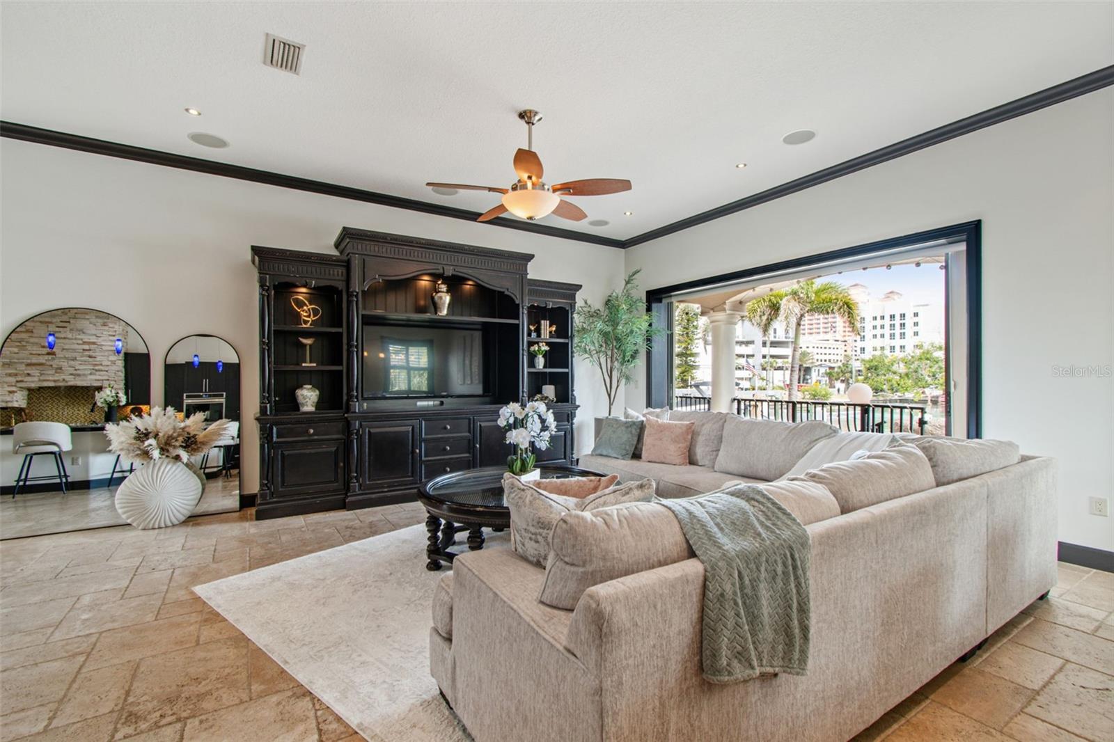 Image 21 of 67 For 108 Bayside Drive