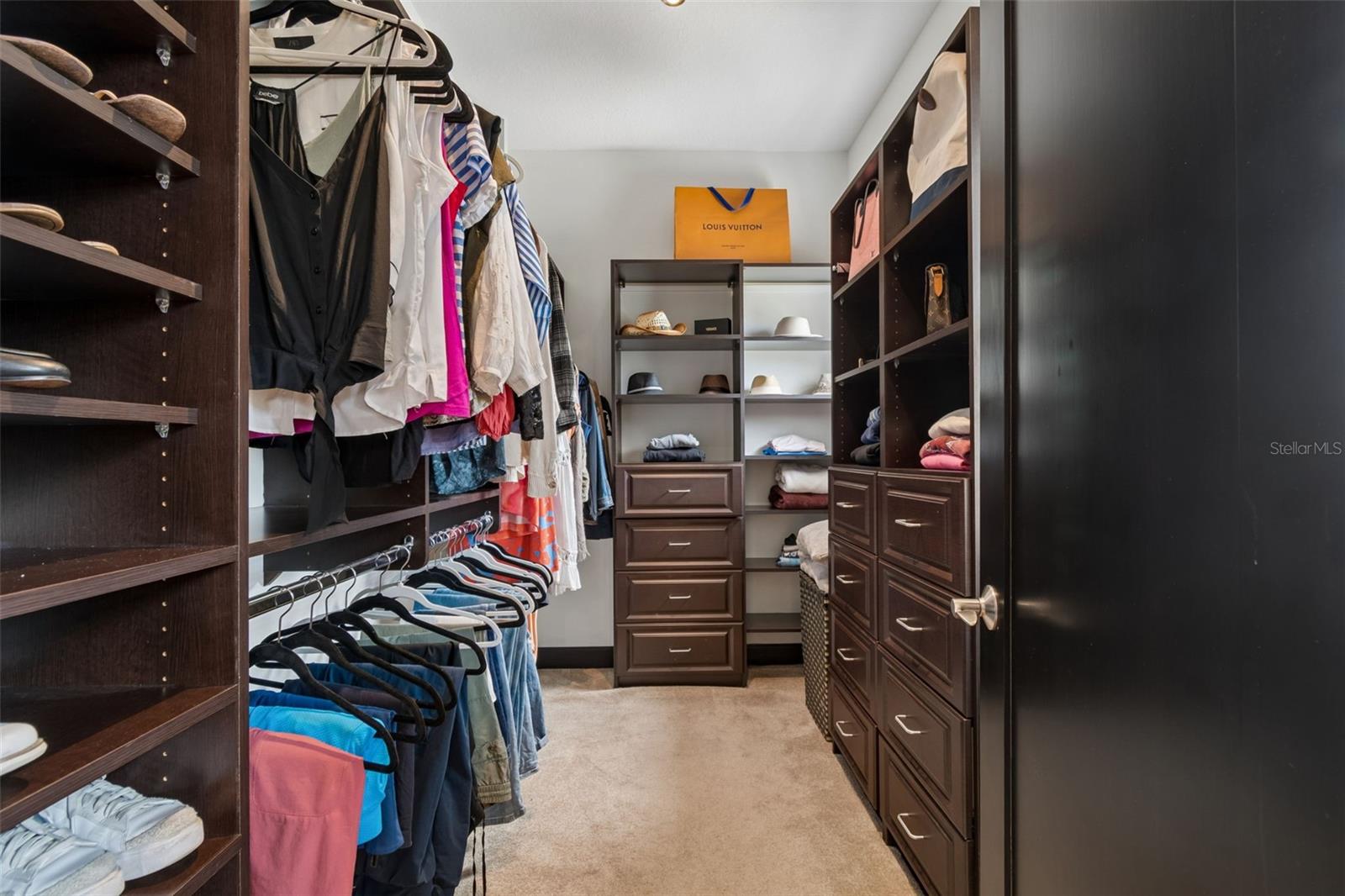 Image 36 of 67 For 108 Bayside Drive