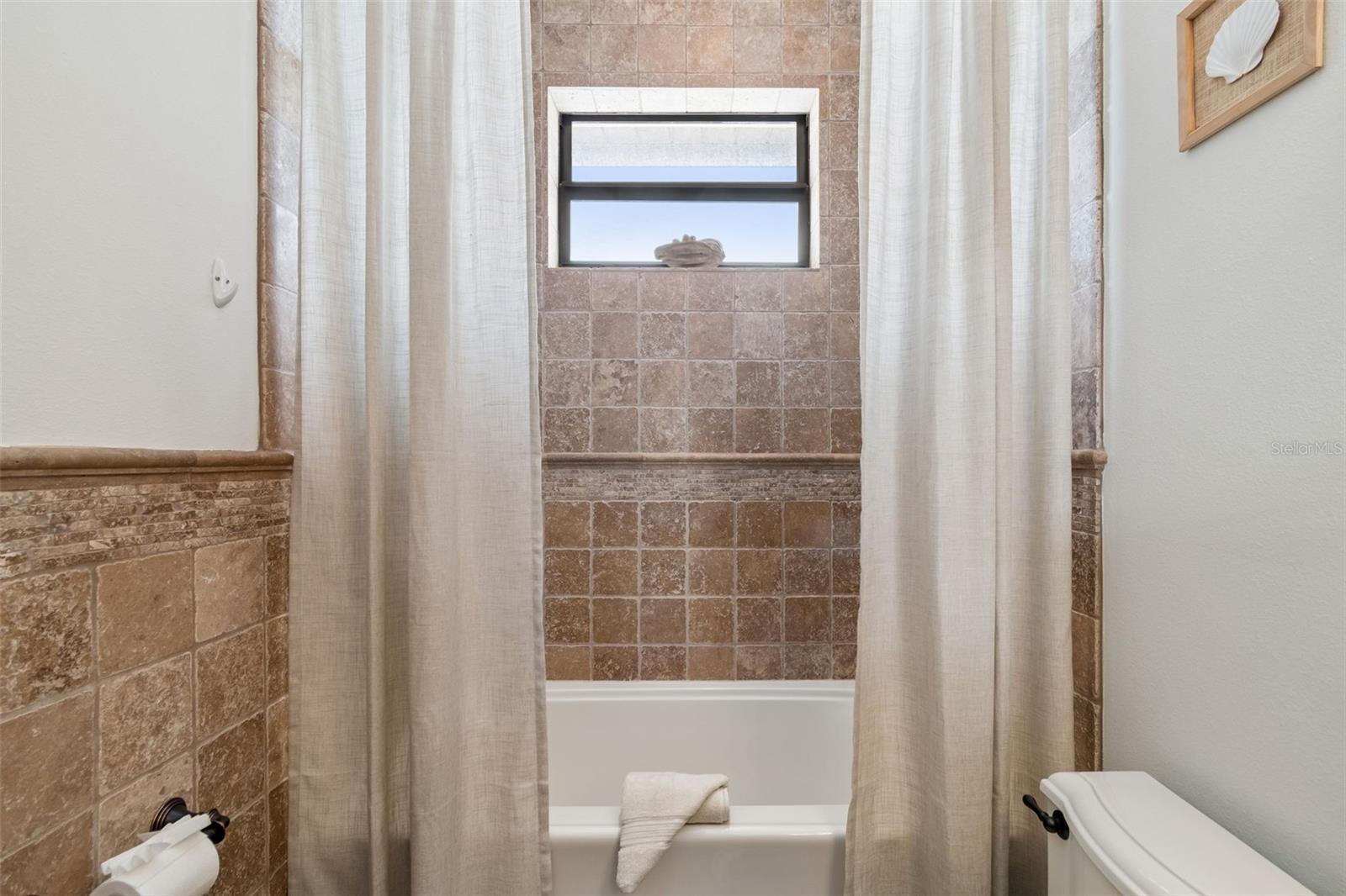 Image 44 of 67 For 108 Bayside Drive