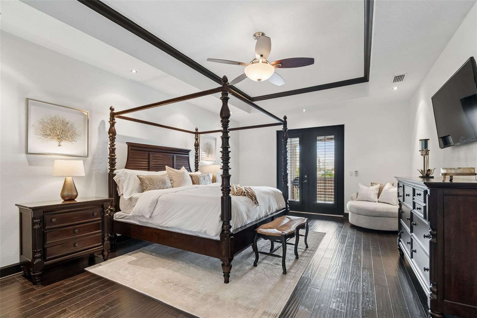 Image 9 of 67 For 108 Bayside Drive