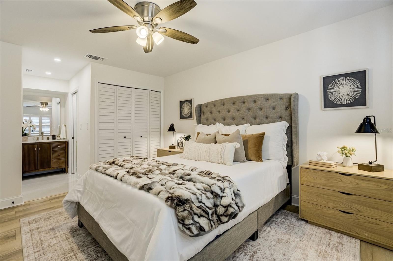 Image 8 of 19 For 460 Paula Drive 402