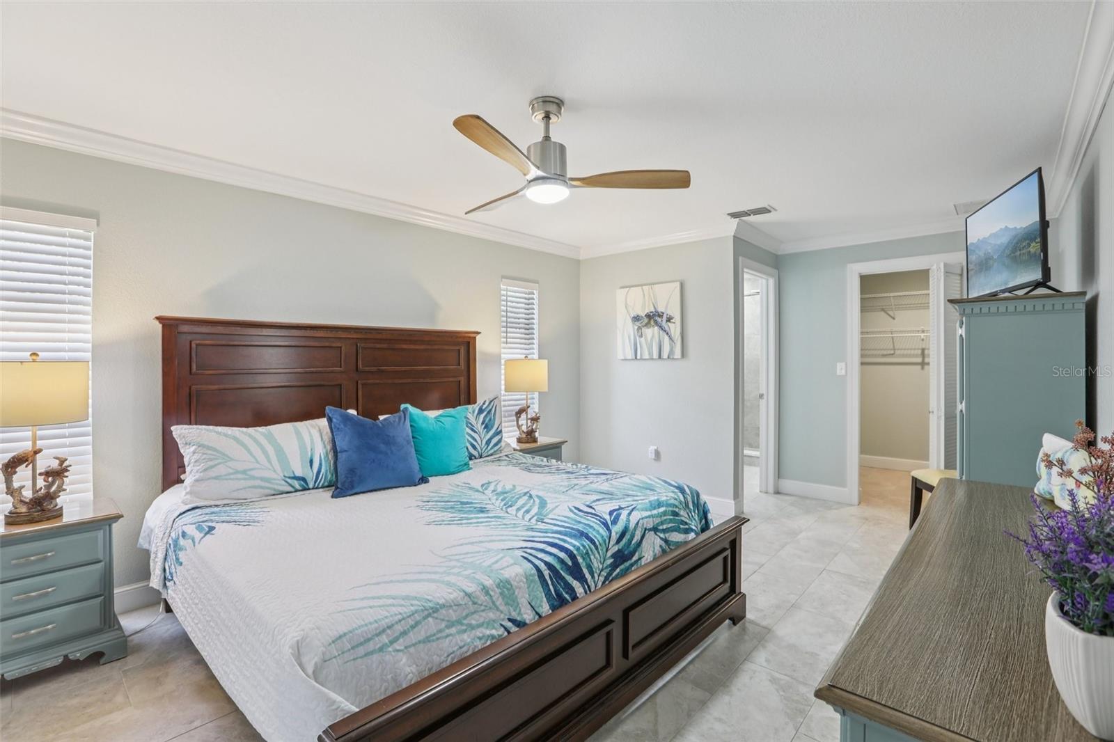 Image 15 of 34 For 5916 Oakhurst Drive