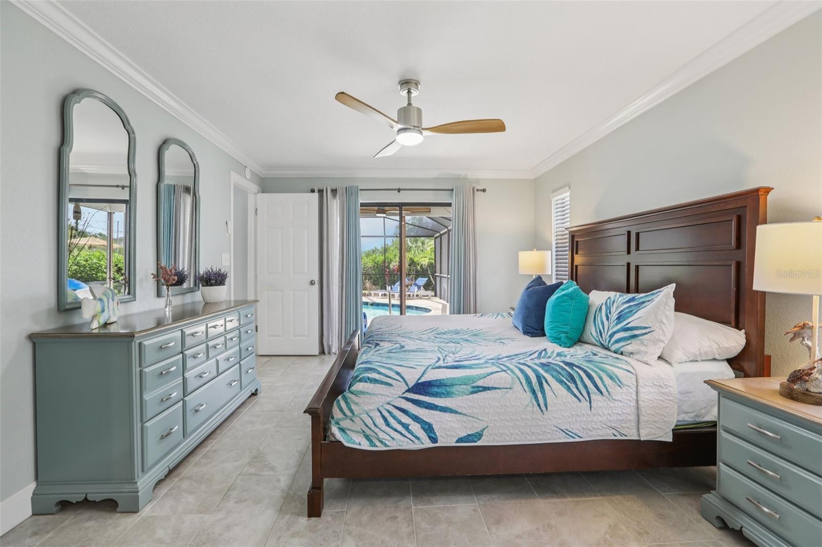 Image 16 of 34 For 5916 Oakhurst Drive