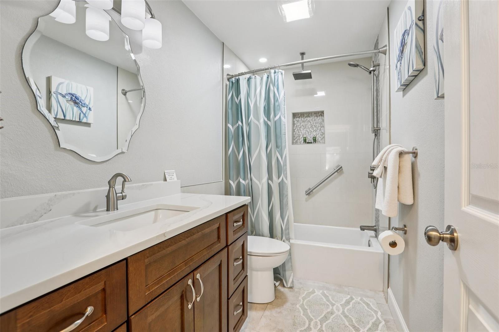 Image 22 of 34 For 5916 Oakhurst Drive