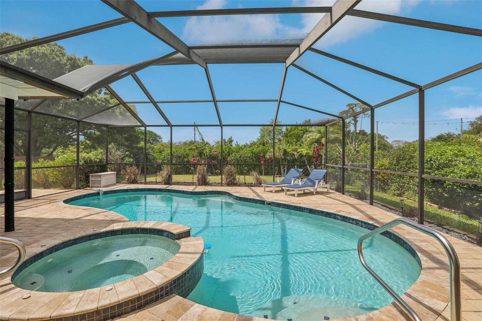 Image 25 of 34 For 5916 Oakhurst Drive