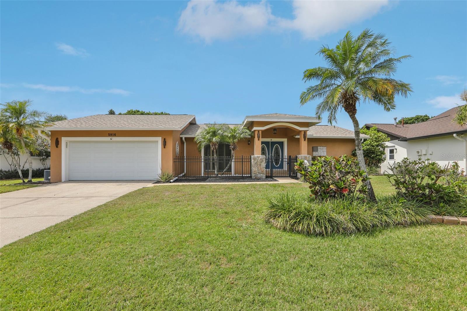 Image 31 of 34 For 5916 Oakhurst Drive